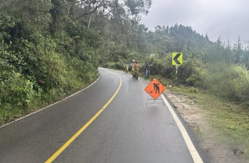 Mantenimiento en Via chuscal San Antonio de Prado