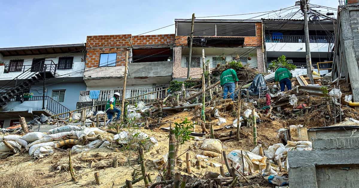 Autoridades suspenden siete obras sin licencia en Robledo Kennedy Medellín