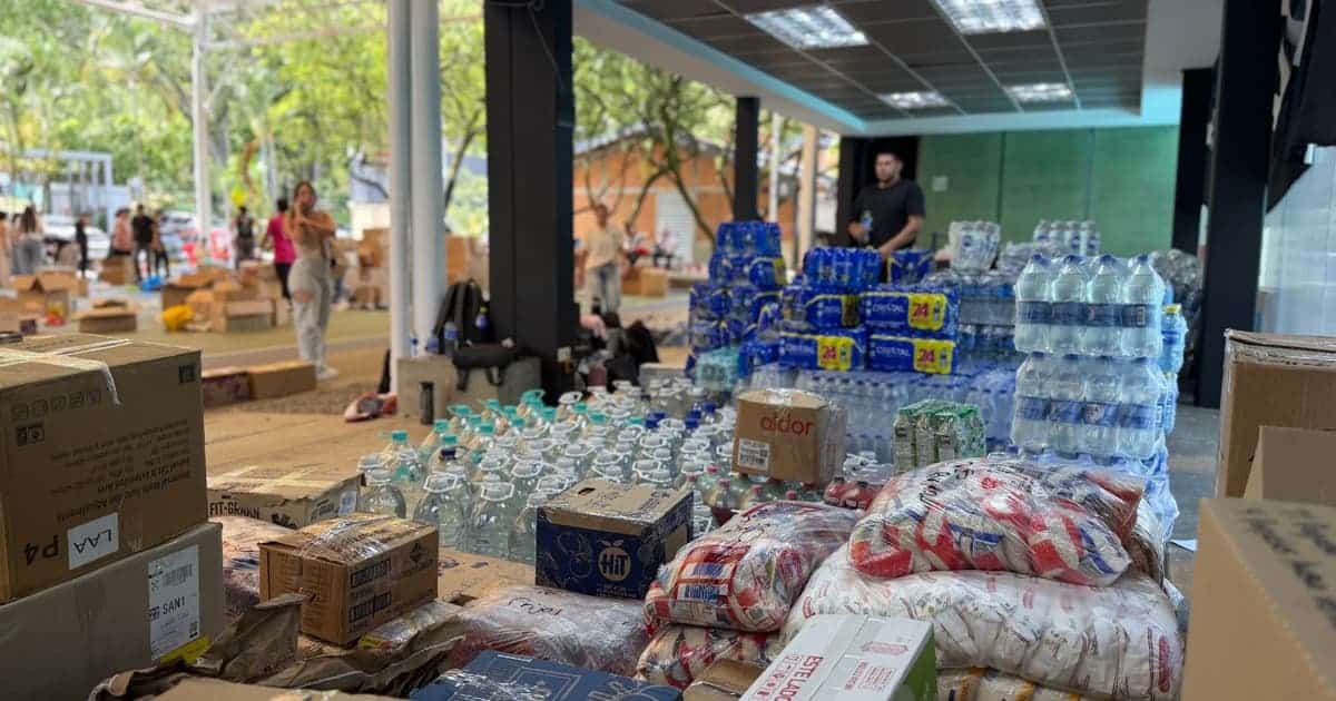 Solidaridad en Medellín tras el terremoto con alimentos y ayudas humanitarias