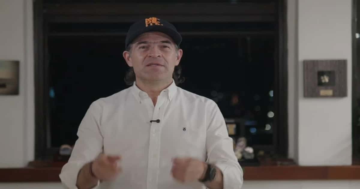 Obras de transformación y renovación del Parque Berrío en el centro de Medellín