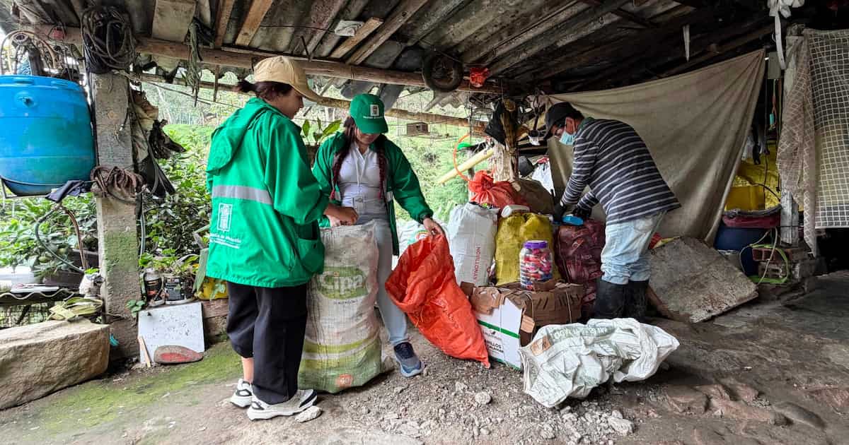 Familias de El Astillero fortalecen el manejo de residuos en San Antonio de Prado