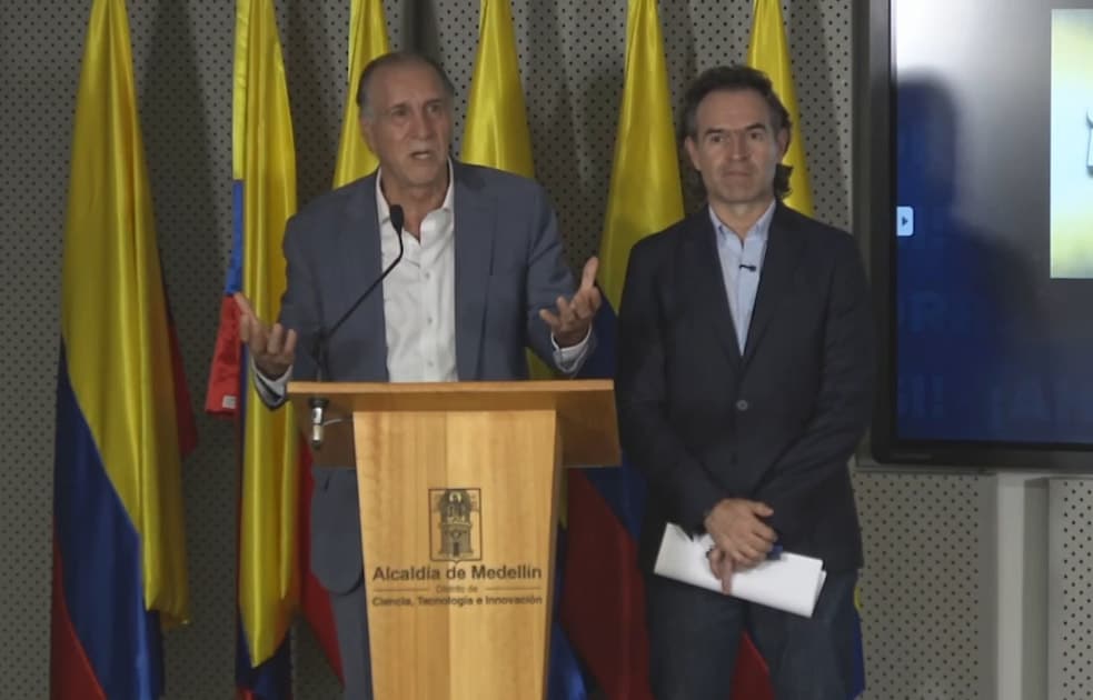 Medellín suspendió temporalmente los cortes de agua mientras autoridades piden a los ciudadanos cumplir las metas de ahorro para evitar el regreso del racionamiento.